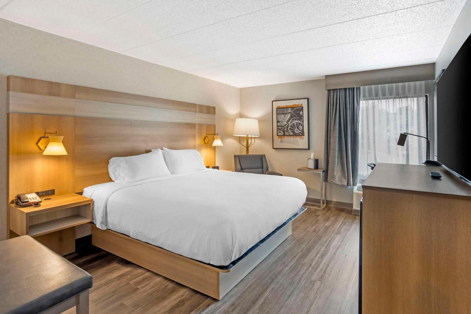 Best Western Plus Heritage Rail Inn & Suites York Exterior photo